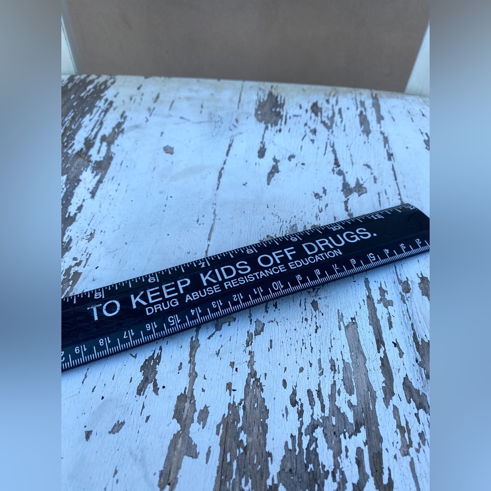 Accessories, 12” Ruler D.A.R.E. - Picture 3 of 4